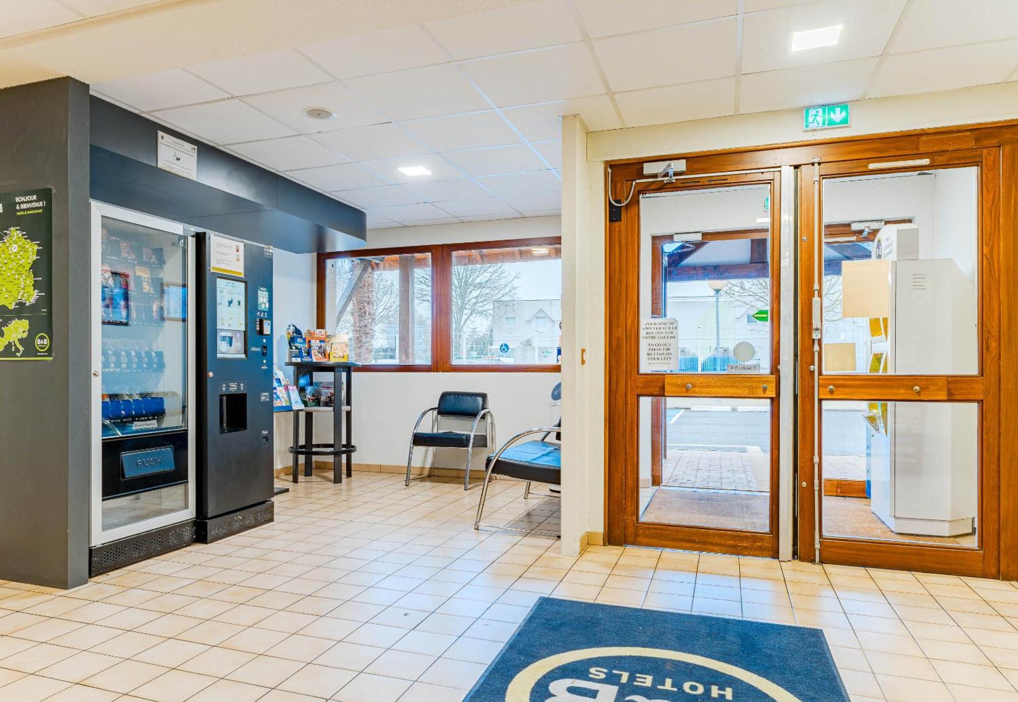 B&B Hotel Châtellerault Eksteriør bilde