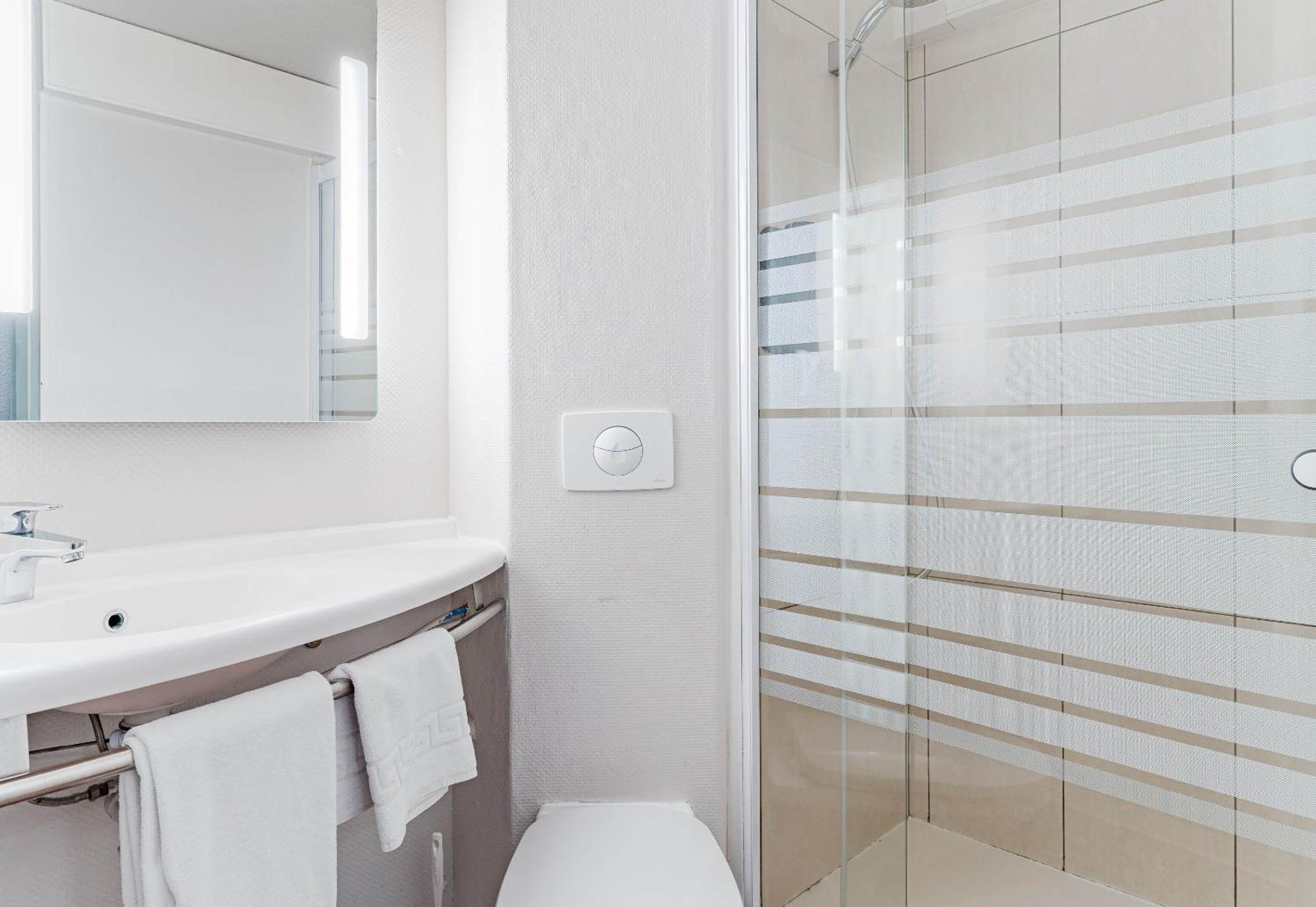 B&B Hotel Châtellerault Eksteriør bilde