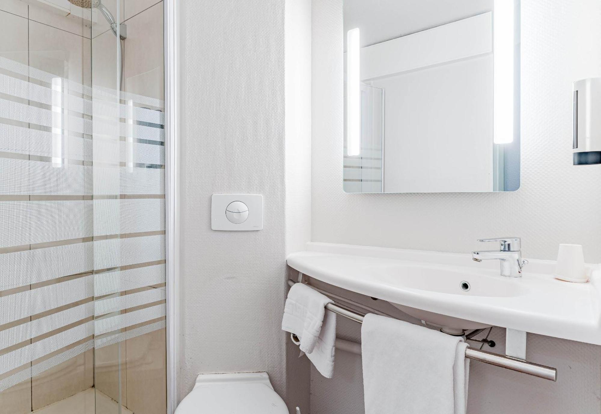 B&B Hotel Châtellerault Eksteriør bilde