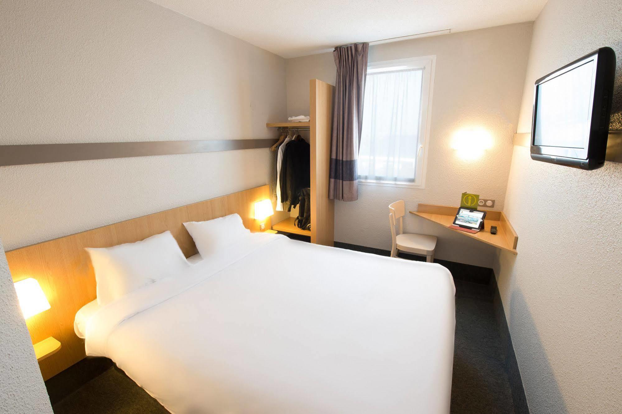 B&B Hotel Châtellerault Eksteriør bilde