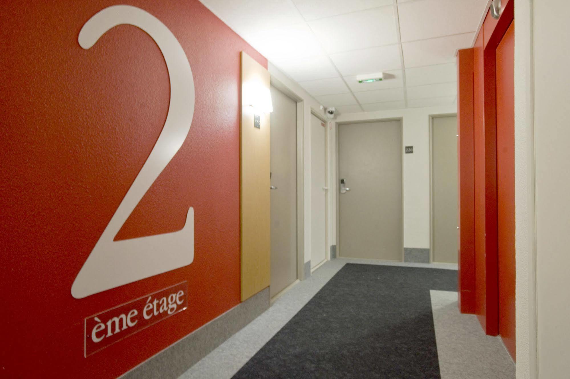 B&B Hotel Châtellerault Eksteriør bilde