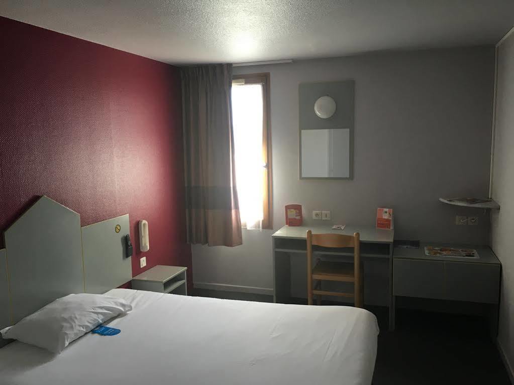 B&B Hotel Châtellerault Eksteriør bilde