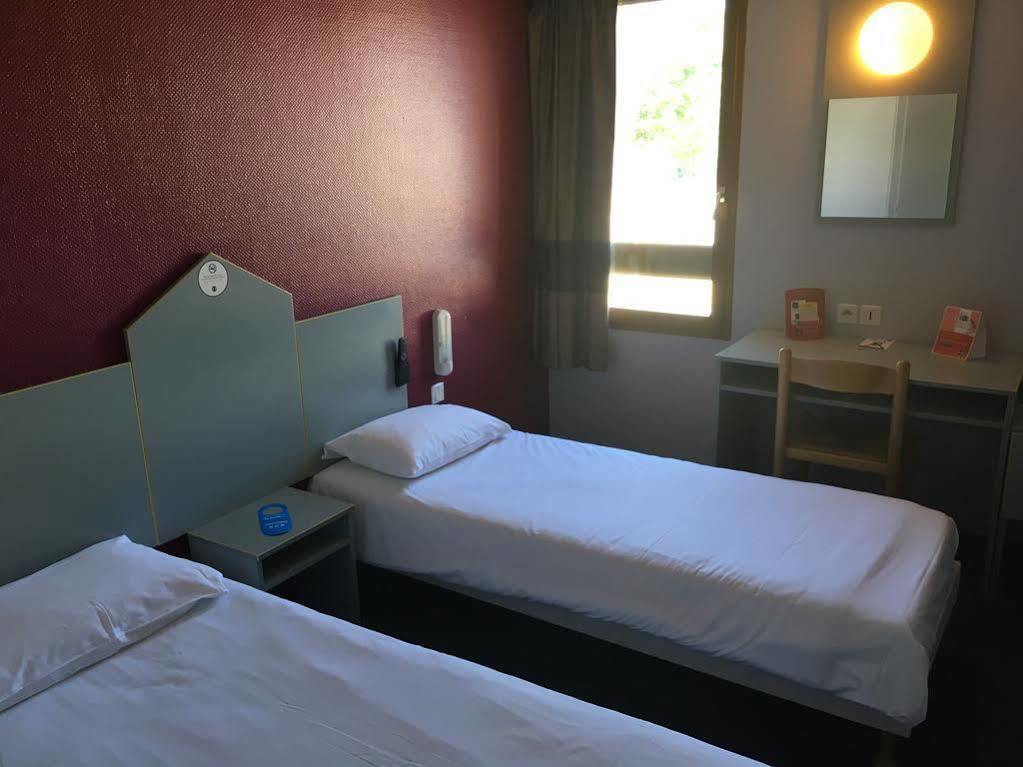 B&B Hotel Châtellerault Eksteriør bilde