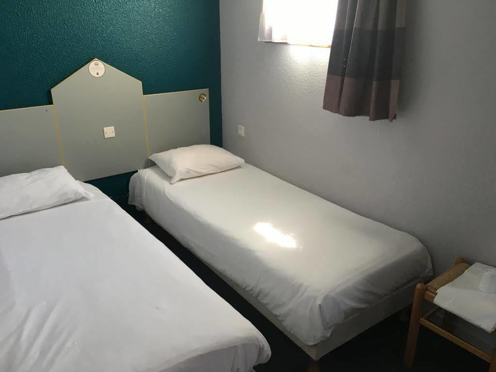 B&B Hotel Châtellerault Eksteriør bilde