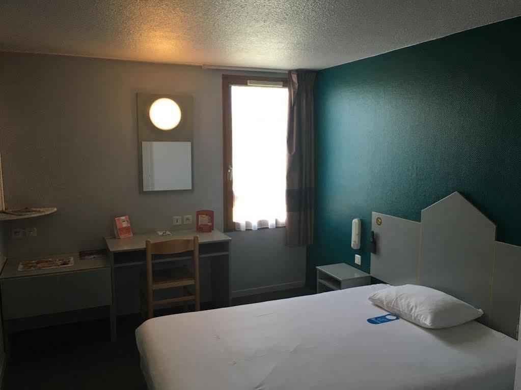 B&B Hotel Châtellerault Eksteriør bilde